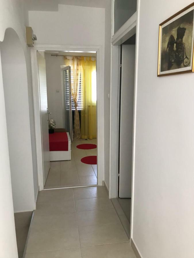 Apartments Porat Novi Vinodolski Exteriör bild